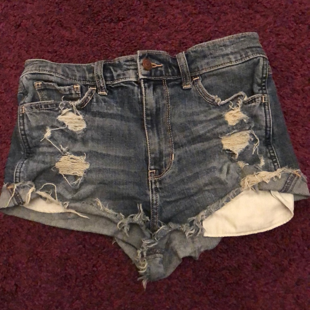 HOLLISTER VINTAGE SHORTS
